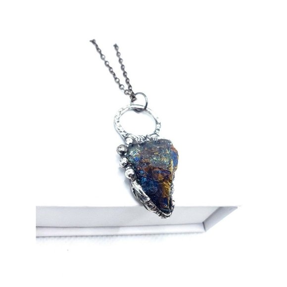 Chalcopyrite crystal Necklace - Picture 9 of 12